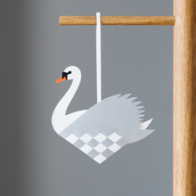Load image into Gallery viewer, Swan (silver)
